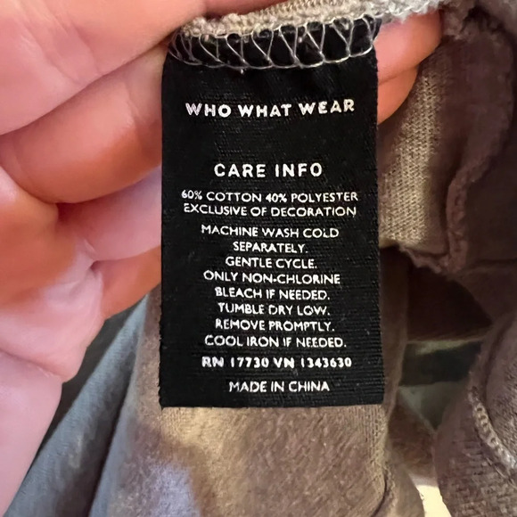 Who What Wear Gray Long Sleeve Ruffle Sweatshirt Dress Size Large EUC - Picture 3 of 4